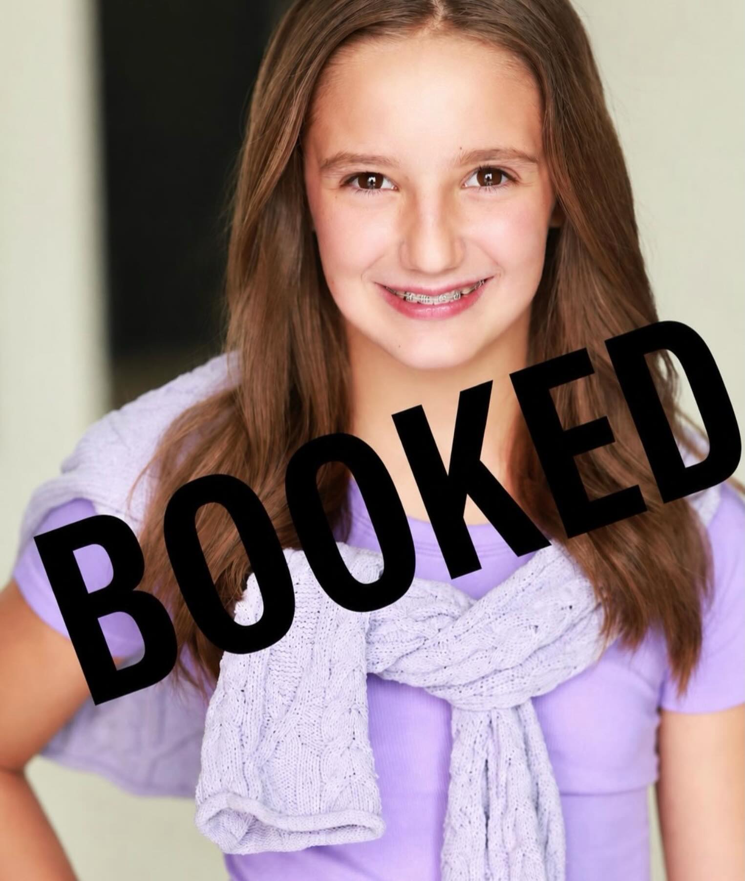 Let’s go! Congrats to OSAS student @rileyvallejo_ on her Commerical booking!🙌🏻✨